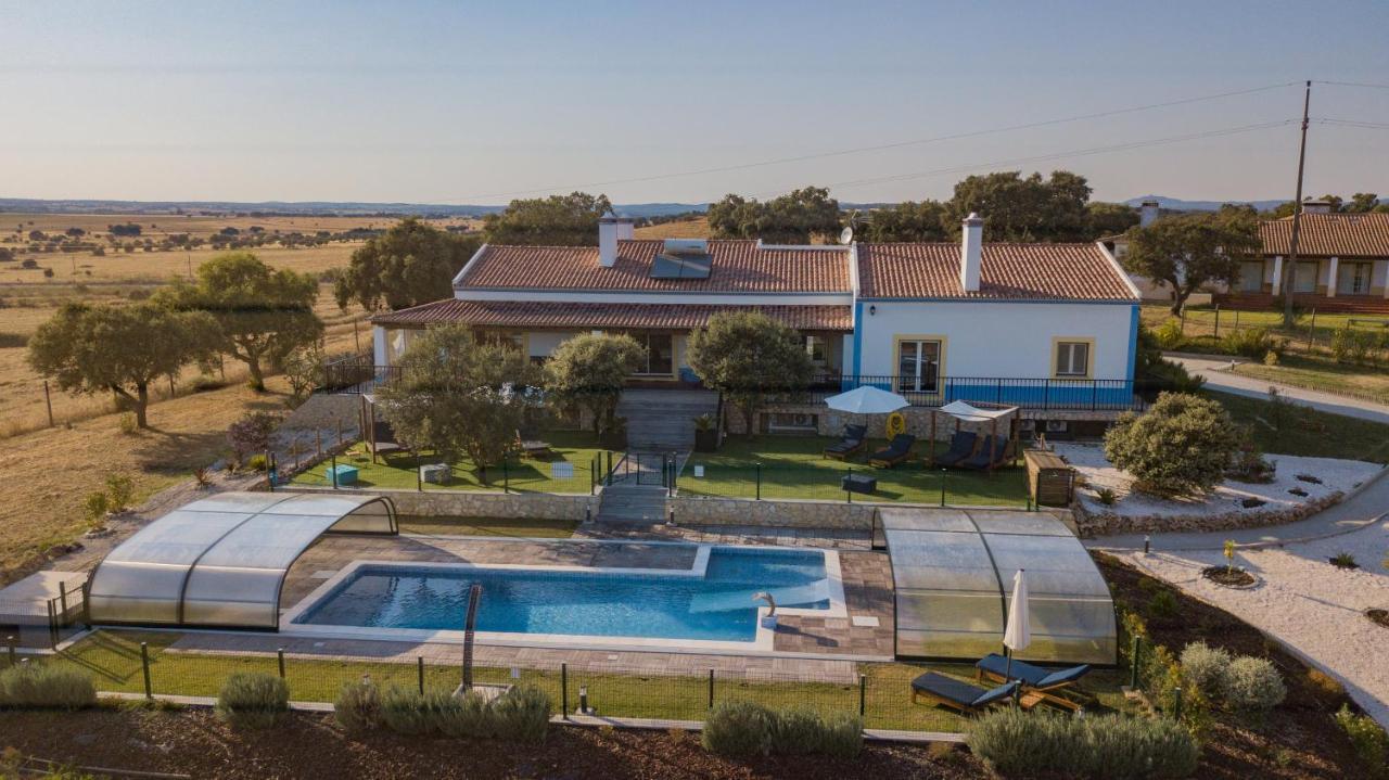 エヴォラ Quinta Da Colinaヴィラ エクステリア 写真